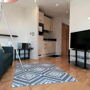 Canary Wharf Serviced Apartment
